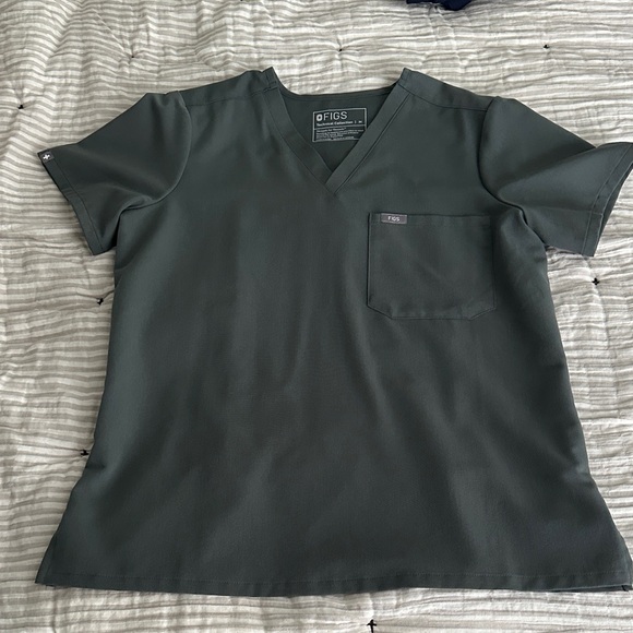 Figs Women's V-Neck Short Sleeve Tee - Picture 1 of 5